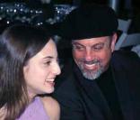 Alexa Ray Joel avec son père Billy Joel en mai 2001