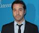 Jeremy Piven, à l'occasion de l'Unicef Snowflake Ball 2009, qui s'est tenu au Beverly Wilshire Hotel de Beverly Hills, à Los Angeles, le 10 décembre 2009.