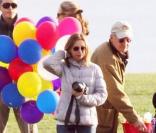 Harrison Ford et Calista Flockhart avec son fils Liam lors d'un anniversaire en plein air à Los Angeles le 6 décembre 2009