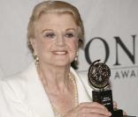 angela Lansbury fait son retour sur une scène de Broadway pour  A Little Night Music , le 13 décembre 2009.