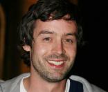 Yann Barthès épingle une belle brochette de Miss dans son Petit journal people du 15 décembre 2009.