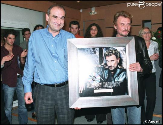 Pascal Nègre et Johnny en 2002