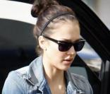 Jessica Alba et Honor dans les rues de Los Angeles le 19 décembre