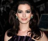 Anne Hathaway est en lice pour interpréter Maria Callas  