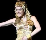Sofia Essaïdi dans Cléopâtre