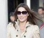 Carla Bruni-Sarkozy, symbole d'élégance, se classe en 19e position des personnalités les plus stylées.  