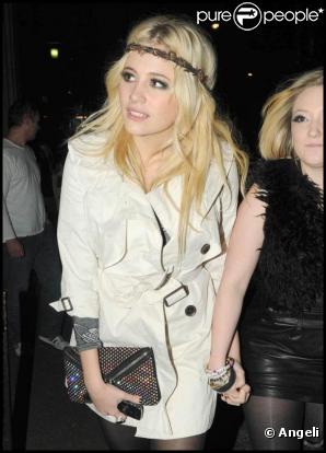Pixie Lott à Londres, le 28 décembre 2009