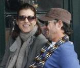 Kate Walsh accompagnée de ses parents et son boyfriend Neil Andrea, le 27 décembre à Los Angeles. C'est l'amour fou !