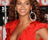 Même Beyoncé est fière de son joli décolleté  