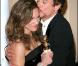 Meilleur acteur dans une comédie (Sherlock Holmes), Robert Downey Jr. avec sa femme Susan, lors de la 67e cérémonie des Golden Globes à Los Angeles le 17 janvier 2010