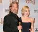 Meilleur acteur dans un drame ou comédie dramatique : Jeff Bridges (Crazy Heart) qui a reçu le prix des mains de Kate Winslet, lors de la 67e cérémonie des Golden Globes à Los Angeles le 17 janvier 2010