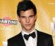 Taylor Lautner à l'occasion de l'after party des Golden Globe Awards, organisée par la Weinstein Company au Bar 210 de Los Angeles, le 17 janvier 2010.