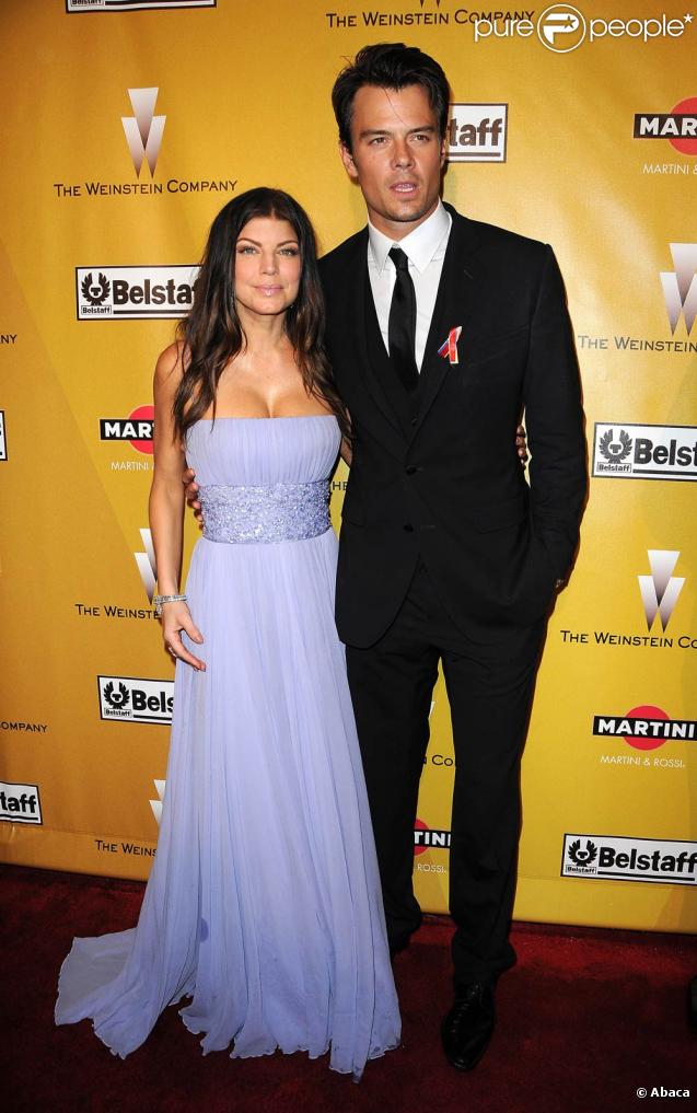 La sexy Fergie et son beau Josh Duhamel à l'occasion de l'after party des Golden Globe Awards, organisée par la Weinstein Company au Bar 210 de Los Angeles, le 17 janvier 2010.