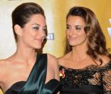 La ravissante Marion Cotillard et la sensuelle Penélope Cruz à l'occasion de l'after party des Golden Globe Awards, organisée par la Weinstein Company au Bar 210 de Los Angeles, le 17 janvier 2010.