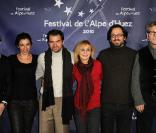 Les membres du jury lors du festival de l'Alpe d'Huez le 20 janvier 2010 : Martin Solveig, Aure Atika, Clovis Cornillac, Marie-Anne Chazel, James Huth et Tchéky Karyo 