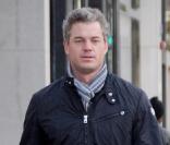 Eric Dane fait du shopping ! Beverly Hills, le 21/01/10