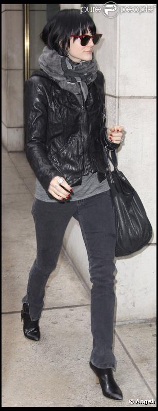 Quand Ashley Simpson se la joue rock, elle a tout bon.  