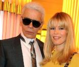 Claudia Schiffer avec Karl Lagerfeld au défilé Chanel