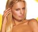 La divine Karolina Kurkova sait mettre en valeur la lingerie comme personne...