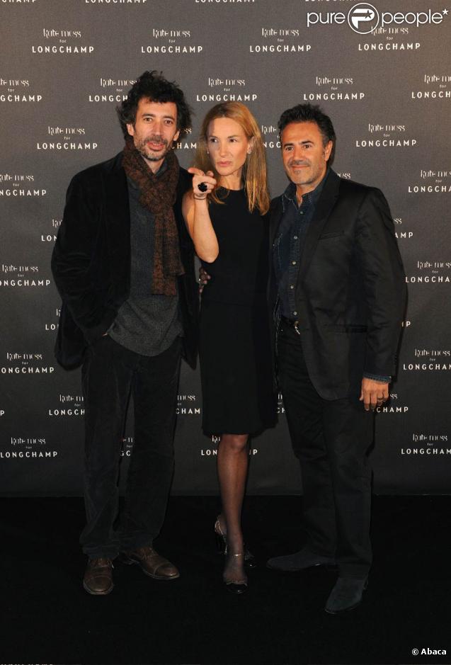 Isabelle Doval entourée de son mari José Garcia et d'Eric Elmosnino, à l'occasion de la soirée organisée en l'honneur de Kate Moss par la maison Longchamp, au Ritz Club de l'Hôtel Ritz, à Paris, le 27 janvier 2010.