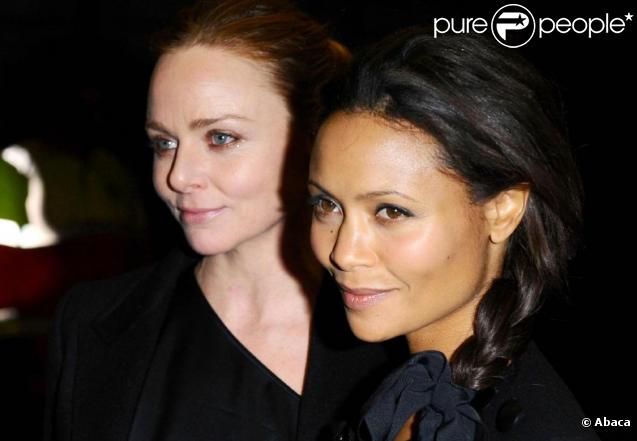 Stella McCartney et Thandie Newton à la présentation de Food, Inc., à Londres. 08/02/2010