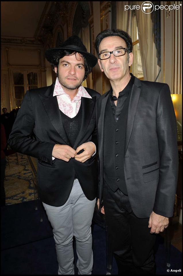 Matthieu Chedid et Robin Renucci à la présentation du 12e Printemps des poètes, au ministère de la culture, le 9 février 2010 !