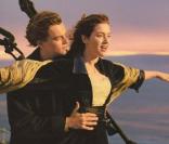 Leonardo DiCaprio et Kate Winslet dans  Titanic 