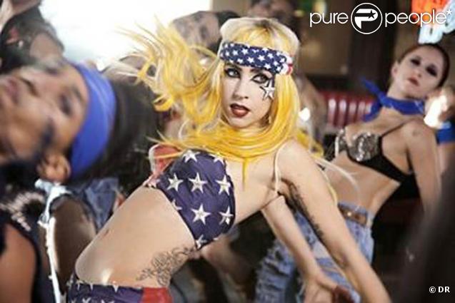 Image extraite du clip de Telephone (Lady Gaga feat. Beyoncé)