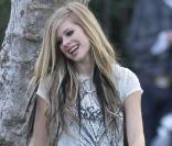 Avril Lavigne sur le tournage du clip  Alice Underground , fin janvier 2010 !