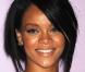 Rihanna : Une coupe au carré stylisée, la petie a déjà bien grandi !