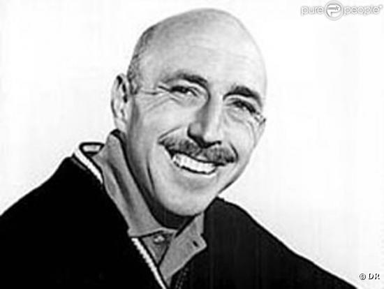 Lionel Jeffries est décédé le 19 février 2010 à l'âge de 83 ans...