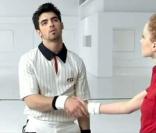Joe Jonas dans le nouveau clip de Vampire Weekend :  Giving up the gun  !