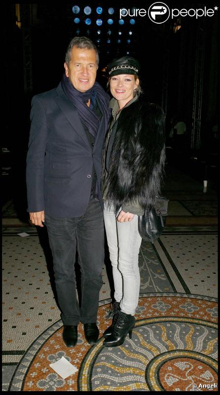 Kate Moss et Mario Testino lors du défilé Vivienne Westwood, le 21 février 2010 à Londres