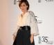 Kristin Scott Thomas affichait un look assez bohème, tout en restant chic avec sa longue jupe noire froissée, à la 35ème Cérémonie des César, le 27 février 2010