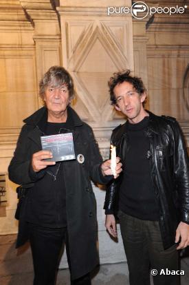 Jacques Higelin et Arthur H soutiennent Aung San Suu Kyi, à Paris, le 7 octobre 2009 !