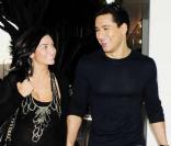 Mario Lopez et sa chérie Courtney Mazza à Hollywood