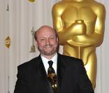 Juan Jose Campanella, lauréat pour le meilleur film étranger Dans ses yeux (El Secreto de sus ojos) dans la ''press room'' des Oscars le 7 mars 2010