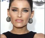 Nelly Furtado est la maman star d'une adorable petite Nevis 