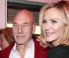 Les sexy Kim Cattrall et Elle Macpherson face au... mystérieux Von Bulöw !