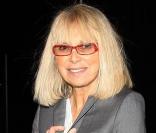Mireille Darc embarque cet été sur le Queen Mary II