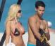 Shauna Sand : En bikini sur la plage, la bimbo vous présente son nouveau mec... Encore un !