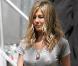 Même au naturel, Jennifer Aniston nous séduit par sa beauté 