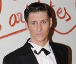 Jean-Baptiste Maunier se présente pour le gala de l'union des artistes au cirque d'hiver Bouglione 