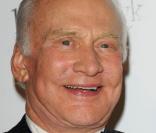 Buzz Aldrin poursuit l'aventure dans l'émission Dancing With The Stars 2010