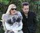 Kate Moss et Jamie Hince se promènent au Parc Monceau et vont ensuite dîner au Georges, dans le centre Georges Pompidou à Beaubourg à Paris le 3 avril 2010 