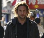 Bradley Cooper sur le tounage de son film à New York dans le quartier de Chinatown. Le 5 avril 2010