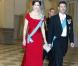Le 13 avril 2010, la reine Margrethe II de Danemark recevait 400 convives dont sa famille - sa soeur Benedicte, ses fils Frederik et Joachim et leurs sublimes épouses Mary et Marie - au palais Christiansborg pour le dîner de ses 70 ans...