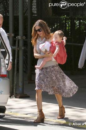 Sarah Jessica Parker avec ses adorables jumelles Marion et Tabitha à NYC le 14/04/10.