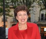 La ministre Roselyne Bachelot lors du gala d'Amnesty International France, ''musique contre l'oubli'', au théâtre des Champs-Elysées à Paris le 16 avril 2010