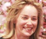 Sharon Stone au restaurant à New York avec son fils Roan le 9 avil 2010